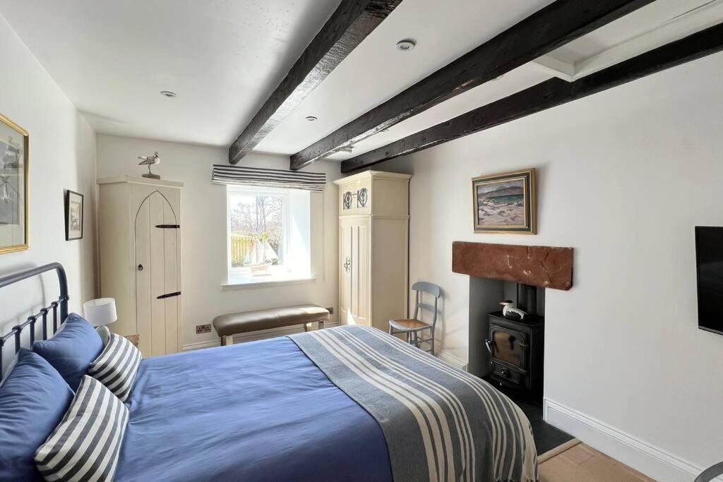 Shorepark - Waterfront Cottage With Stunning Views Dumfries Exterior foto